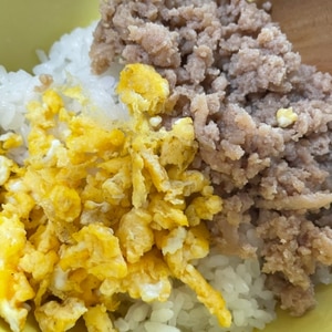 つゆだく(？)の鶏そぼろ丼